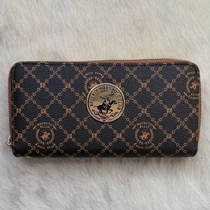 Beverly Hills Polo Club Black & Tan Monogram Zip Wallet